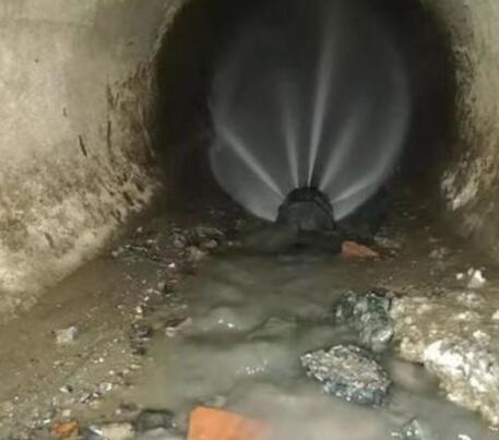 南丰镇市政管道清淤